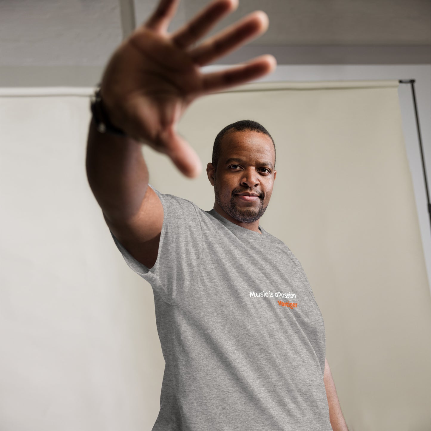 01 Unisex classic "big" t-shirt Music is a Passion